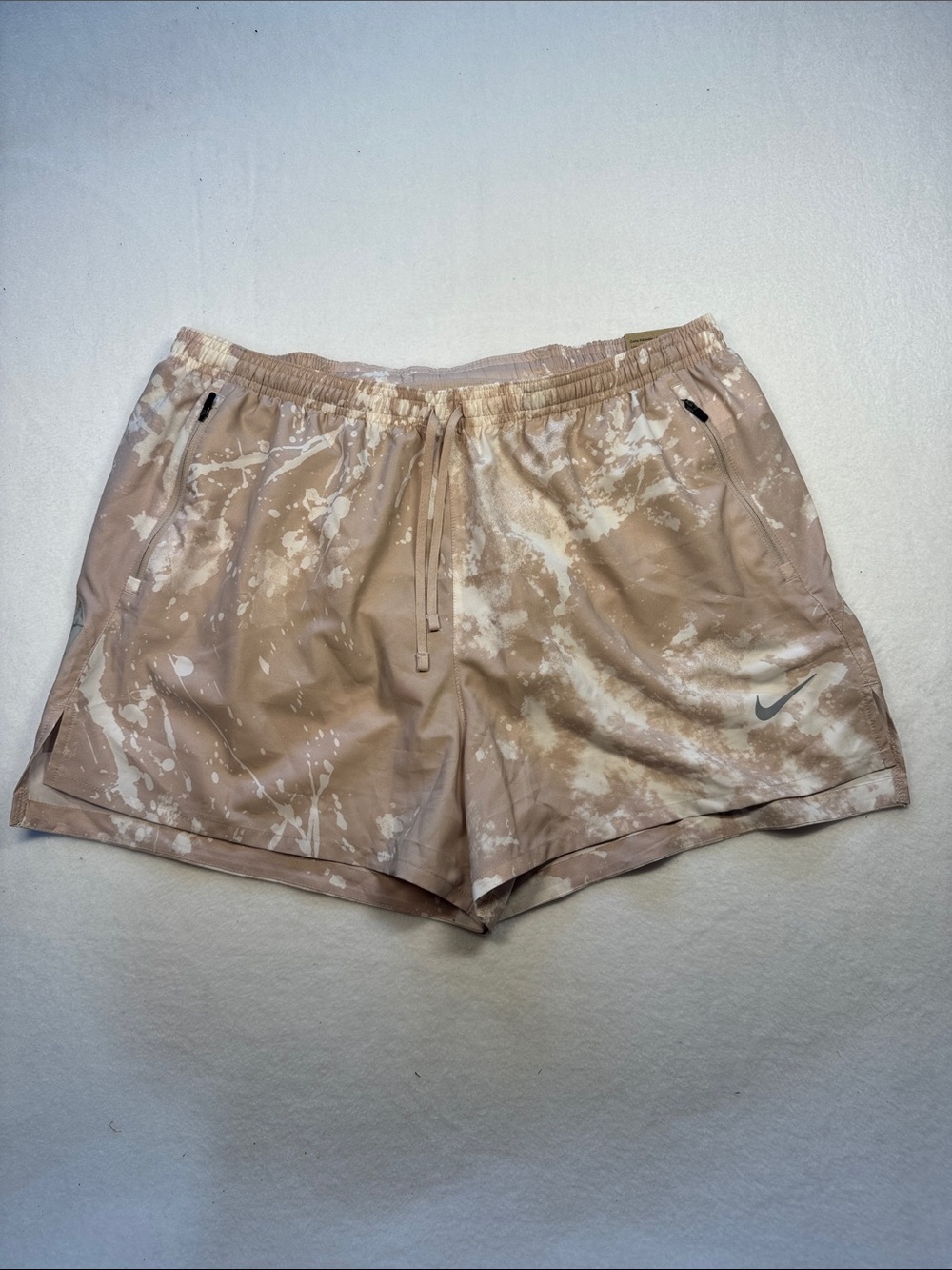 Nike Men’s Beige and White Splatter Running Shorts